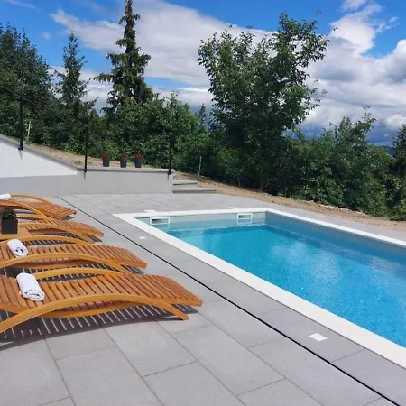 Secluded With Jacuzzi In Σπίτι διακοπών Kozji Vrh